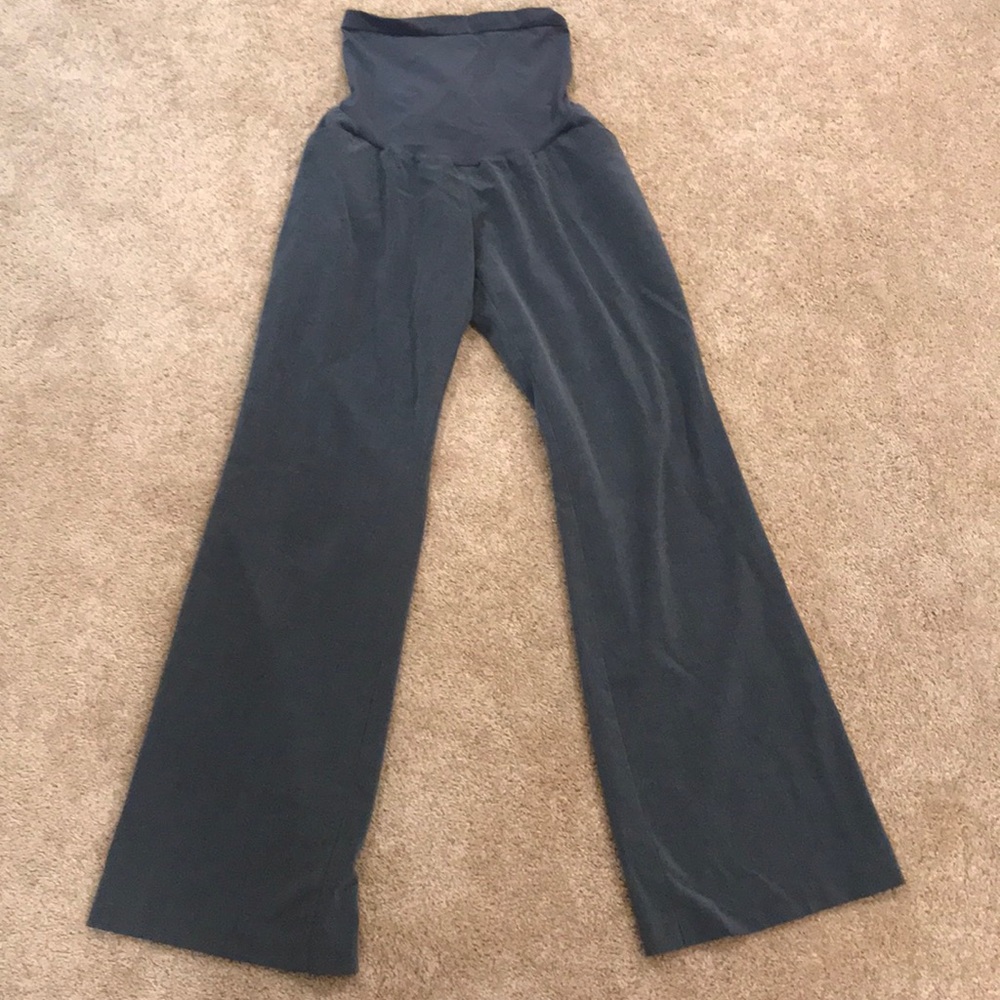 Motherhood Maternity pants
